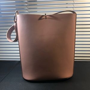 The gobo purse in pink